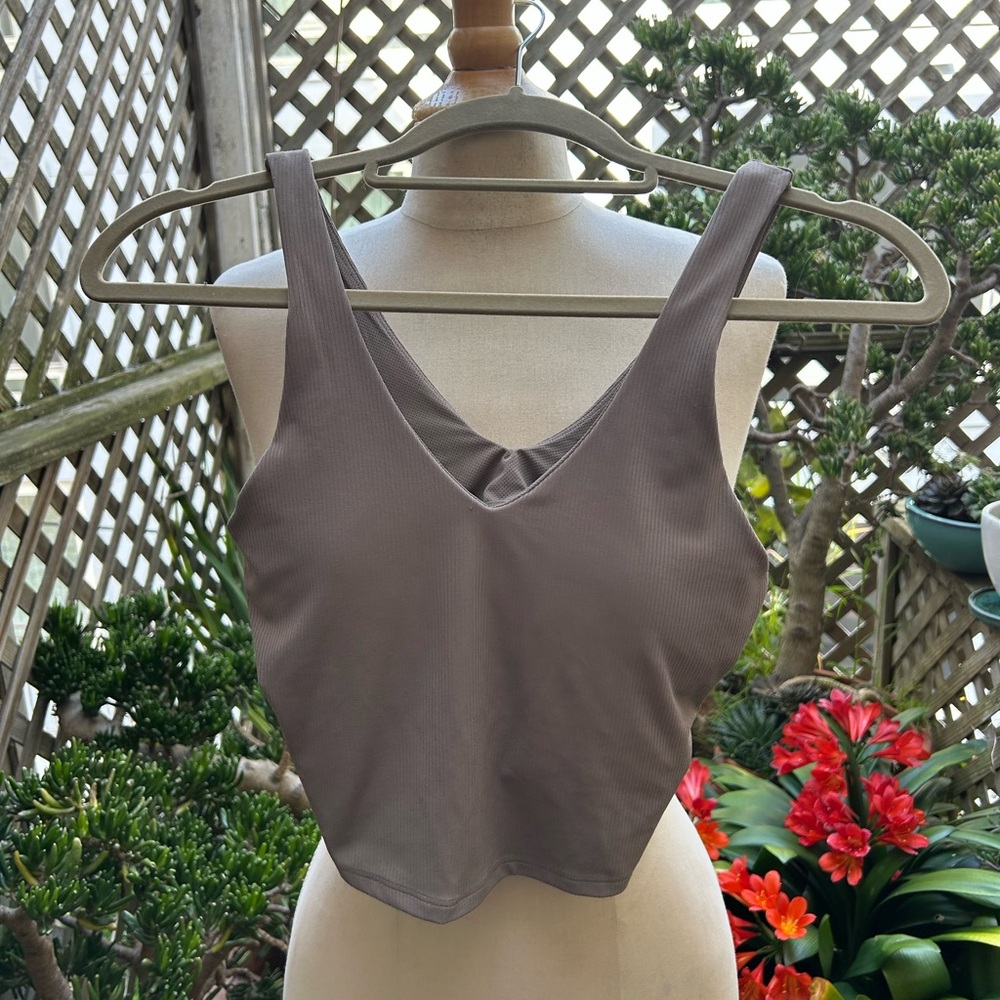 All in Motion Sports Bra, XXS. Cropped, Light padding.
Taupe, baby ribbing NWT